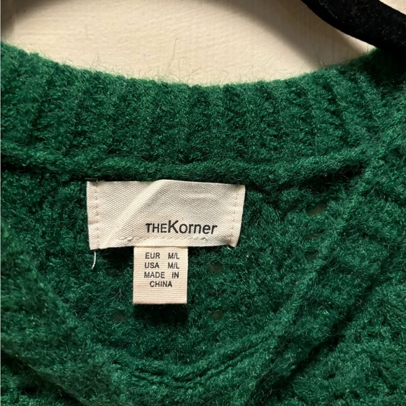 THE KORNER SWEATER, VERY GOOD CONDITION, SIZE M/L, green color - Picture 2 of 11